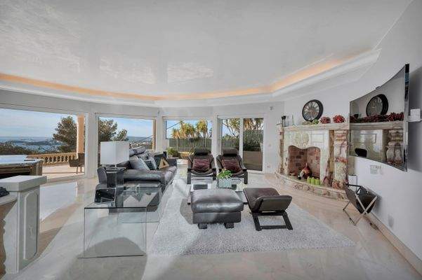Living area in villa in Costa d'en Blanes