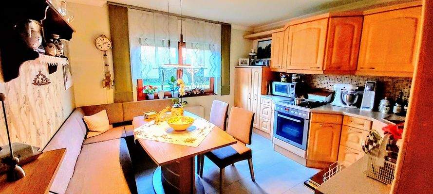 PHOTO-2025-10-22-09-44-43 (4).jpg