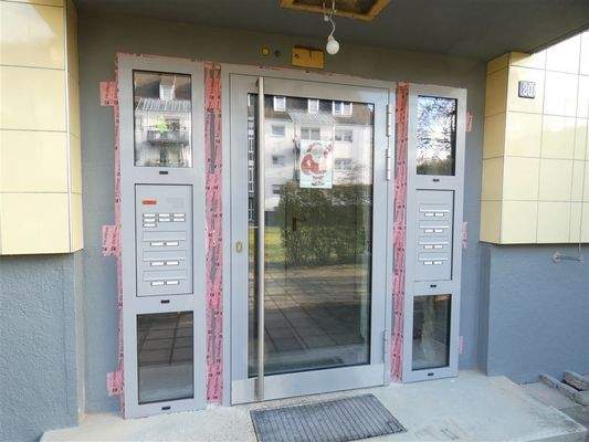 Neu installierte Eingangstüre