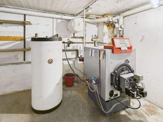 CAM03642G0-PR0048-STILL026