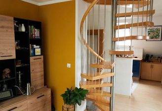 Wendeltreppe nach oben