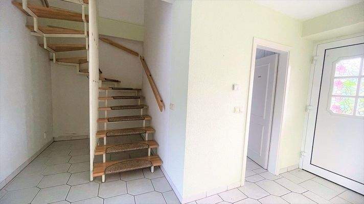 Musterfoto Flur / Treppenaufgang