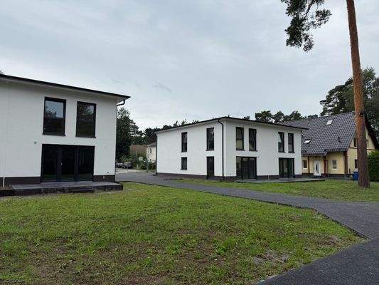 Modern + Zeitlos.jpg