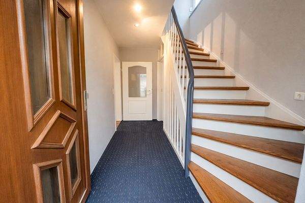 9 Eingangsbereich oben