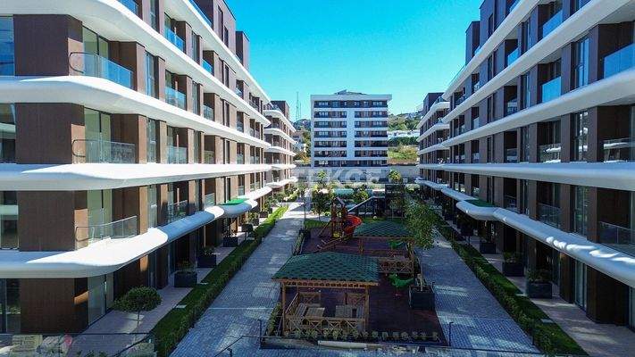 Flats with Attractive Prices in Mixed Use Complex in Yalova