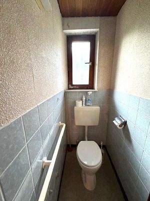 separate Toilette