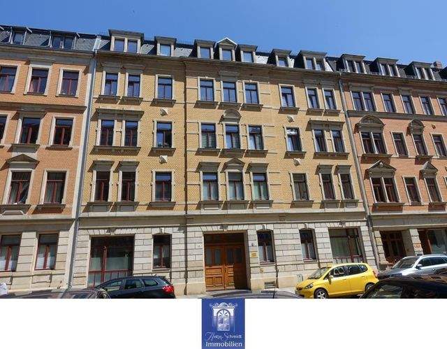 Eindrucksvolle Wohnung mit Balkon, Tageslichtbad mit Wanne! - Photo 5