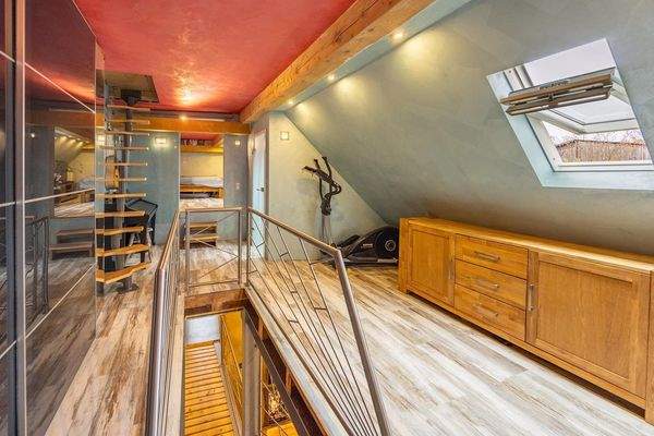 DG, Treppe, Diele, Zugang Schlafen