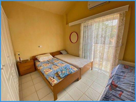 e5a5dbccaf734a7e849327f2bcffe549-original