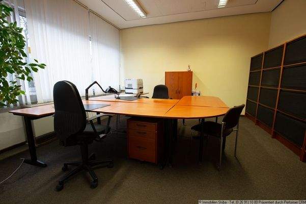 Büro 1