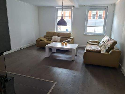 Obergeschoss 1 Foto 2.jpg