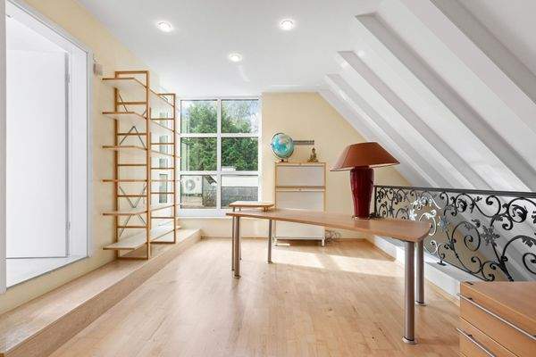 Büro Einliegerwohnung