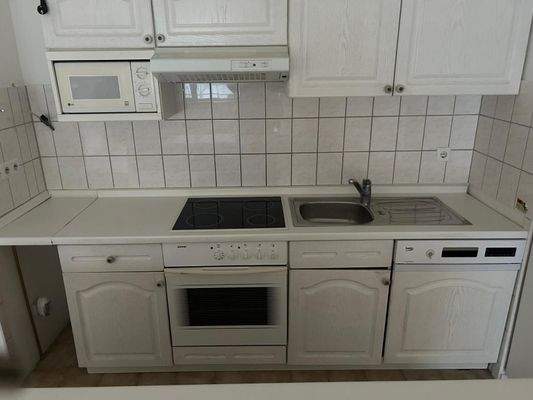 Blick auf die Einbauküche