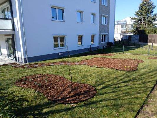 Garten mit Loungebereich