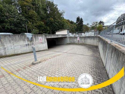 Einfahrt in die Tiefgarage