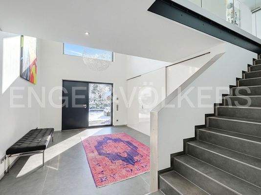 Großzügiges Entreé