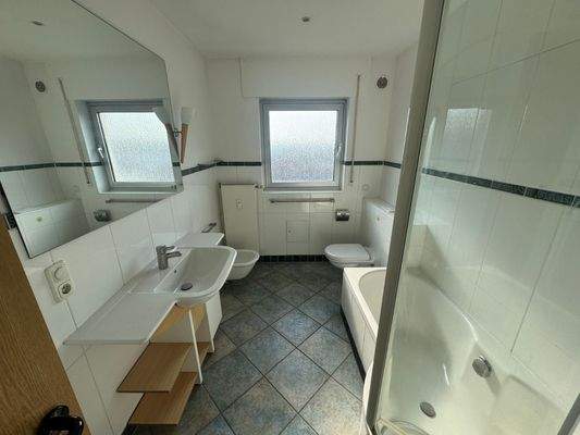 Wohnung Haus 13 DG rechts