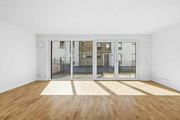 beispielhafter Wohn-, Koch- und Essbereich