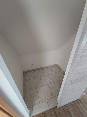 Abstellraum im Schlafzimmer