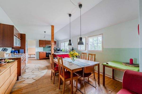 Example flat / cooking &amp; dining area