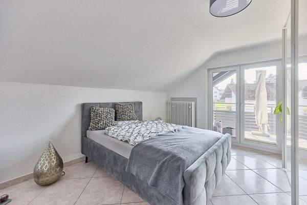 Gemütliches Schlafzimmer mit Loggia Dachgeschoss