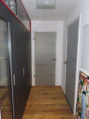 Diele mit Vorratsschrank