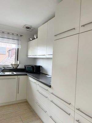 .. moderne Einbauküche  !