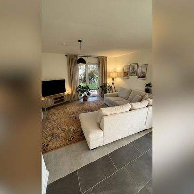 Einrichtungsbsp. KI generiert