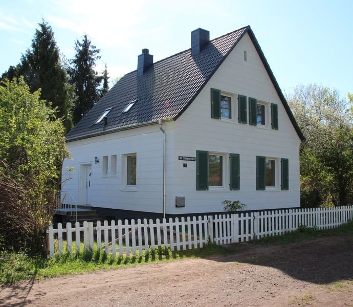 FREISTEHENDES 1 FAMILIENHAUS MIT HERRLICHEM