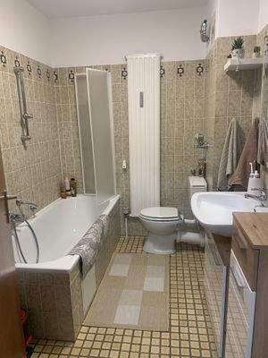 Bad mit Waschmaschinenanschluß