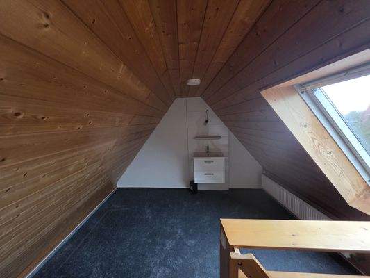 Dachboden Teil 2 von 2