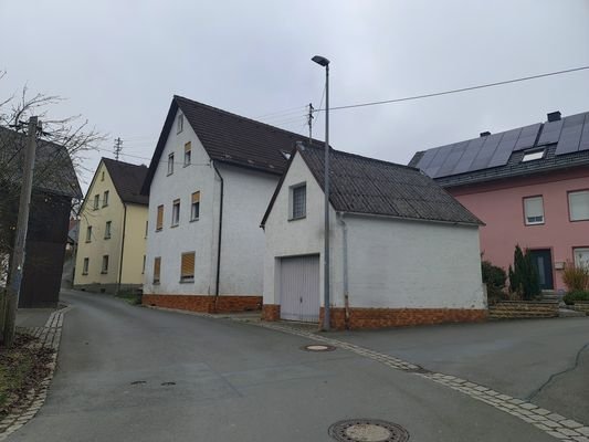 Haus mit Garage