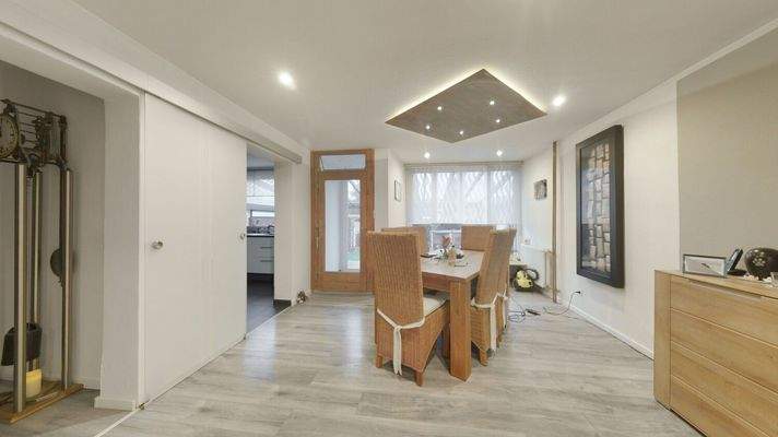 Wohnzimmer_-_Esszimmer