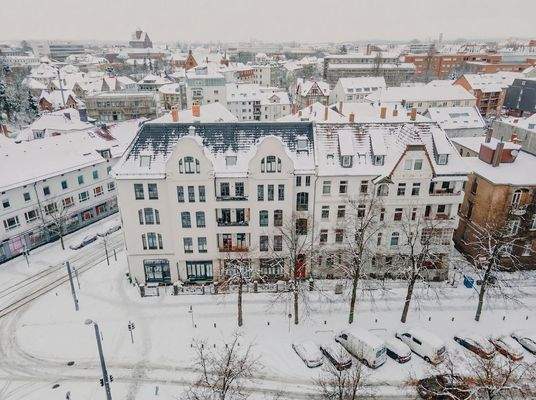 EXKLUSIVER STRAßENZUG