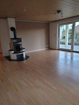 ELW Wohnzimmer mit Zugang Terrasse