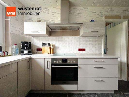 EG: Alles griffbereit – eine Küche für Genussmomente