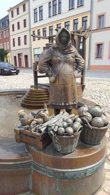 Figur Marktfrau