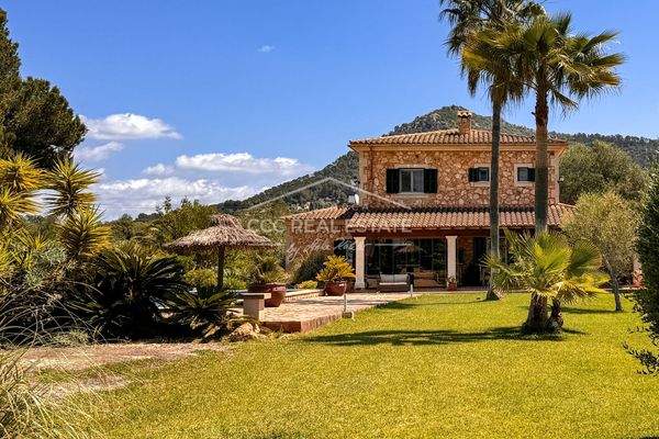 ..idyllische Lage und paradiesischer Garten