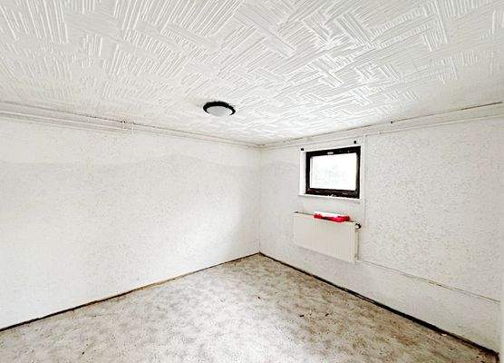 ...zwei Wohn-oder Hobbyräume im Keller