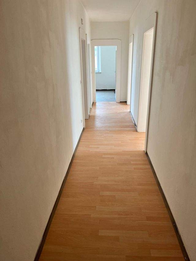 Helle 2 Raum Wohnung in Bahnhofsnähe mit Einbauküche und Einzelofen zu vermieten! - Photo 5