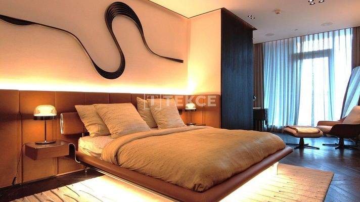 Furnished Apartments on Business Bay Canal in Dubai