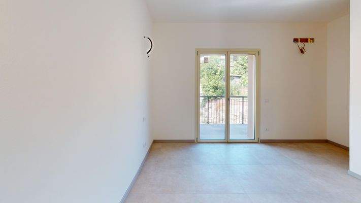 NA-072-15-Villetta-a-Calcinato-BS-Bedroom 1.jpg