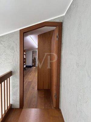 DG-begehbarer Kleiderschrank