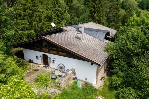 KR-Real-GmbH_Villa-Mandling-Drohne©DS