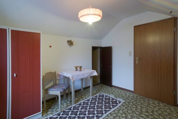 Dachgeschoss Zimmer 2