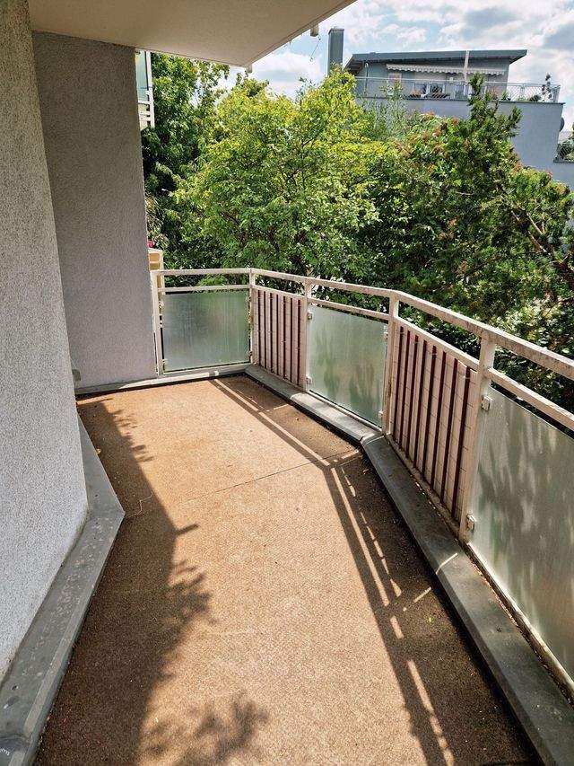 Ruhig + zentral: gemütliche 1-Zi.-Whg. mit Balkon! - Photo 3