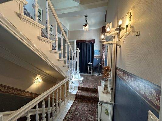 Treppenhaus zu den Wohnungen