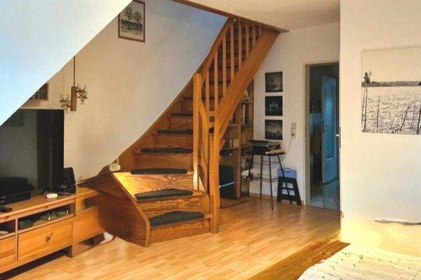 WE 3.OG 3.4 Treppe zum Schlafzimmer + Büro