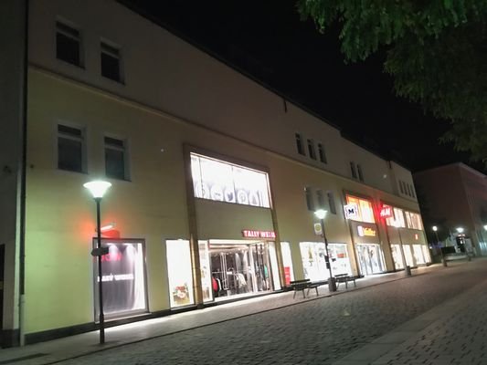 FassadeBH14nachts.jpg