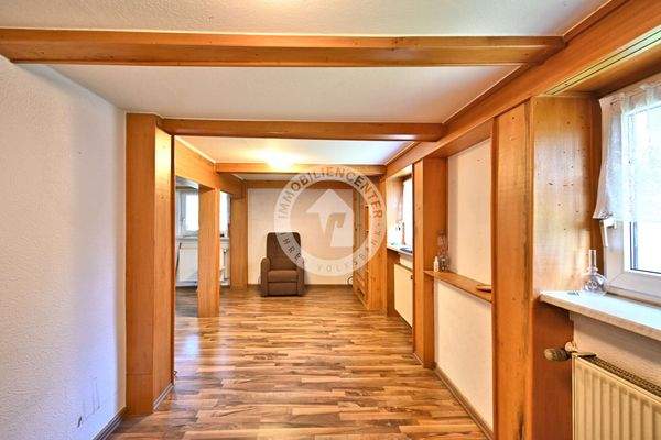 Das Wohn-/ Esszimmer (Blick 3)